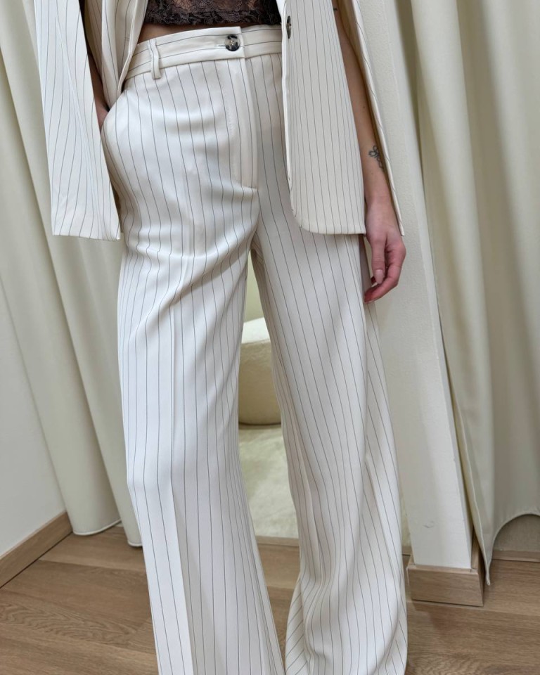 Pantalone palazzo gessato panna e nero Vicolo Shop Online Pantalone palazzo gessato panna e nero Vicolo