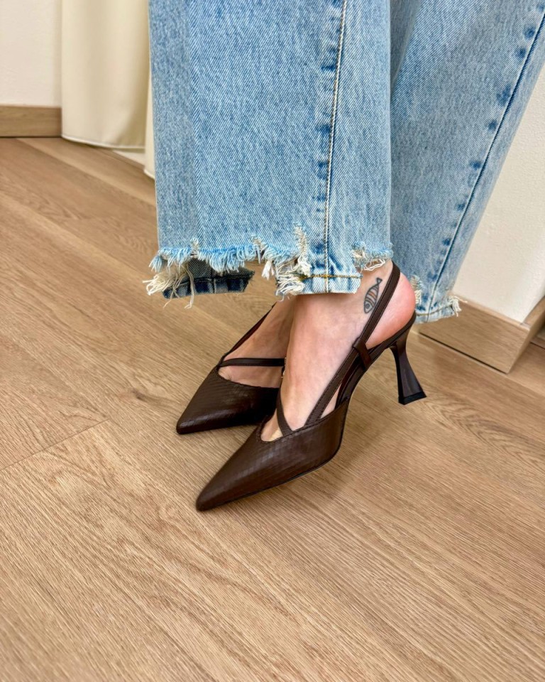 Decolletè in pelle intagliata moro Ovyè Shop Online Decolletè in pelle intagliata moro Ovyè