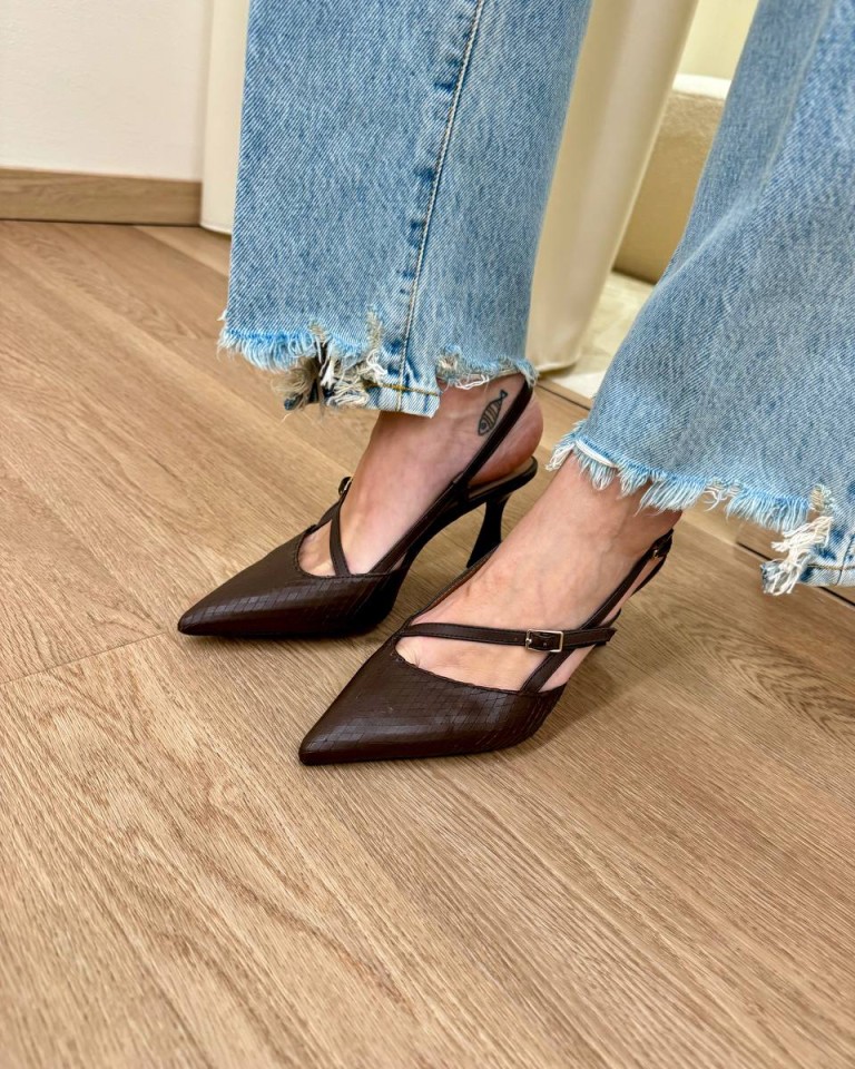 Decolletè in pelle intagliata moro Ovyè Shop Online Decolletè in pelle intagliata moro Ovyè