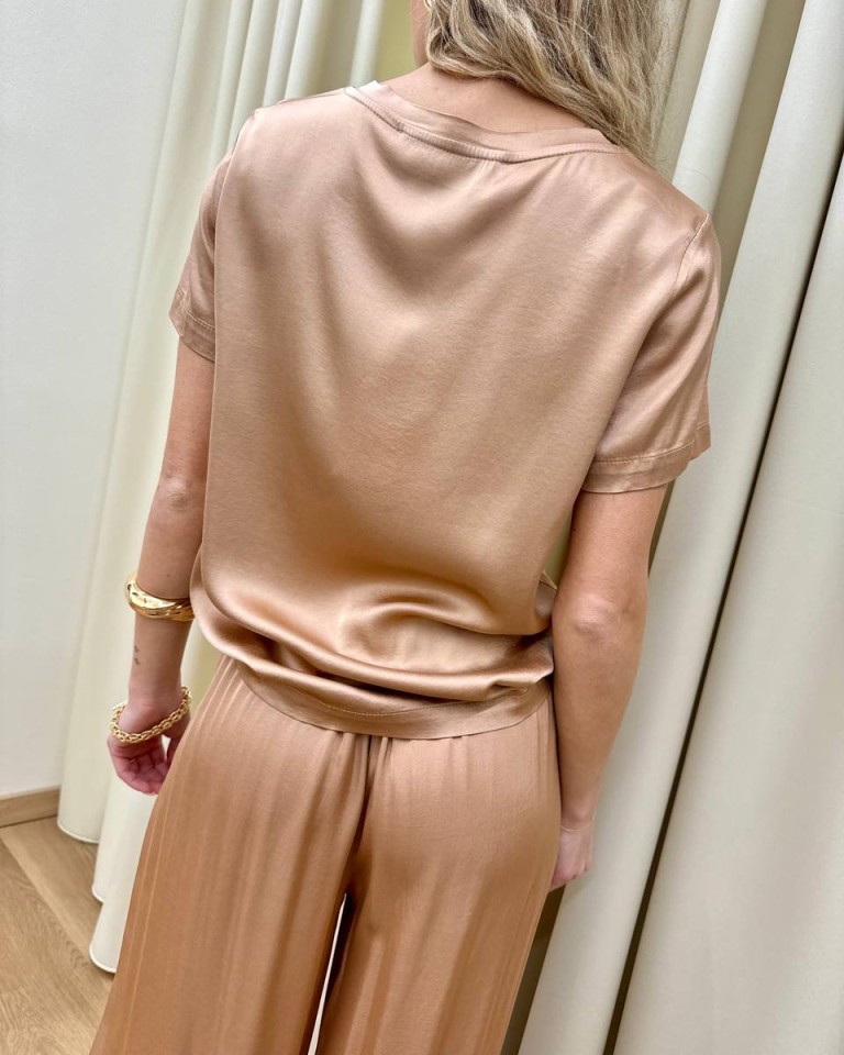 T-shirt in raso di viscosa rosa cipria HaveOne Shop Online T-shirt in raso di viscosa rosa cipria HaveOne