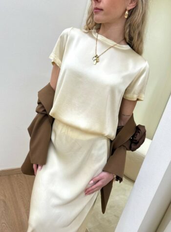 Shop Online T-shirt in raso di viscosa burro HaveOne