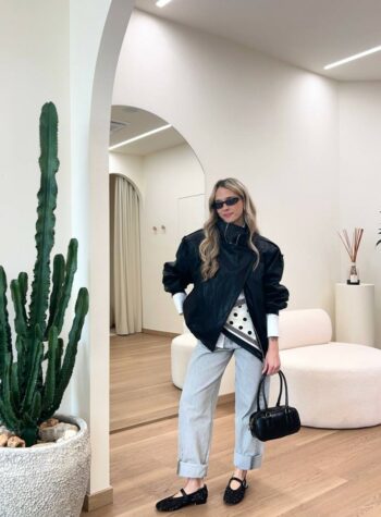 Shop Online Graphic Minimal: Black & White!