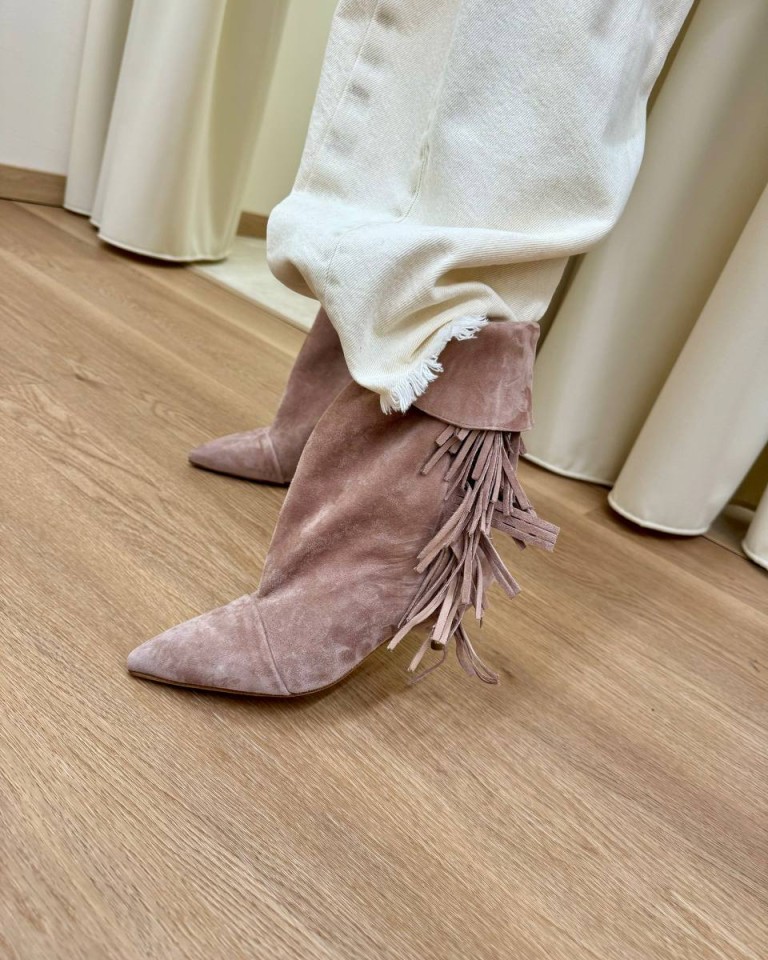 Stivale Ariana frange rosa antico Gisél Moiré Shop Online Stivale Ariana frange rosa antico Gisél Moiré