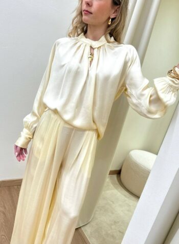 Shop Online Blusa collo incrociato burro in viscosa HaveOne