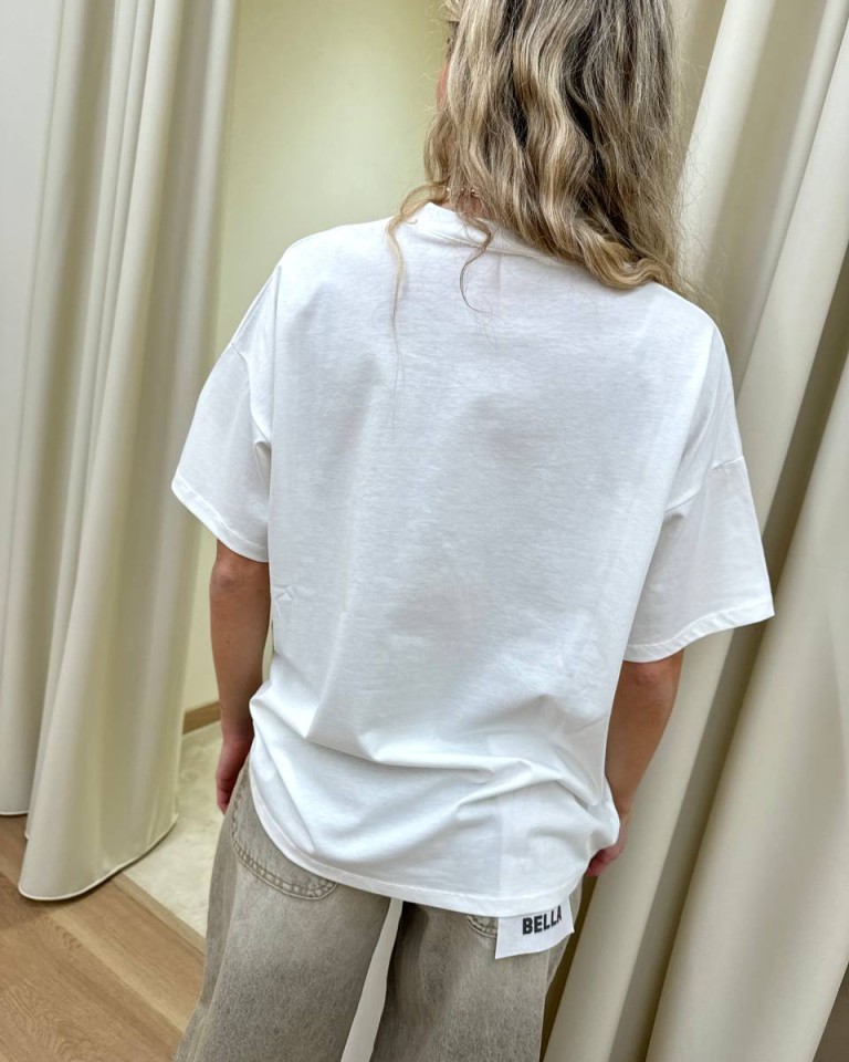 T-shirt oversize bianca stampa "Iconic." Vicolo Shop Online T-shirt oversize bianca stampa "Iconic." Vicolo