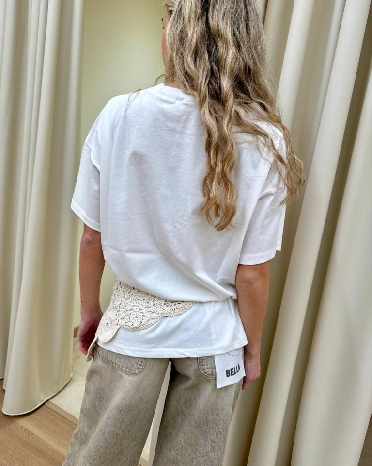 T-shirt oversize bianca stampa melograno Vicolo Shop Online T-shirt oversize bianca stampa melograno Vicolo