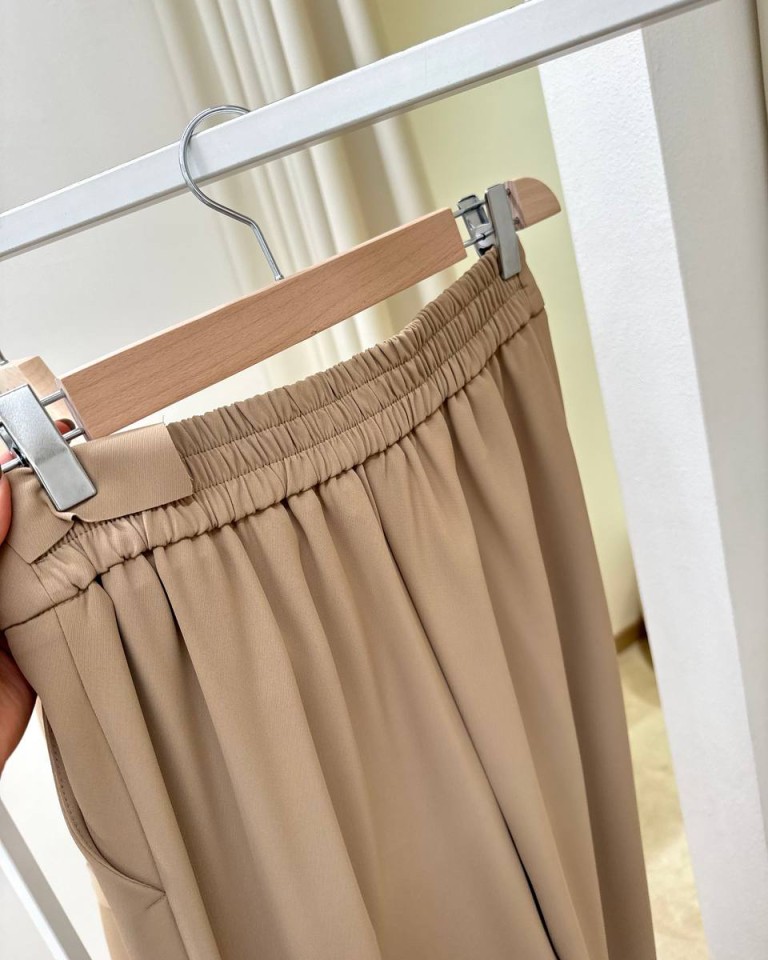 Completo gilet pantalone fluido beige Kontatto Shop Online Completo gilet pantalone fluido beige Kontatto