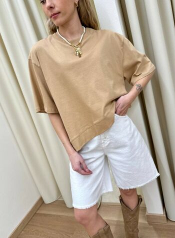 Shop Online T-shirt asimmetrica cammello Vicolo