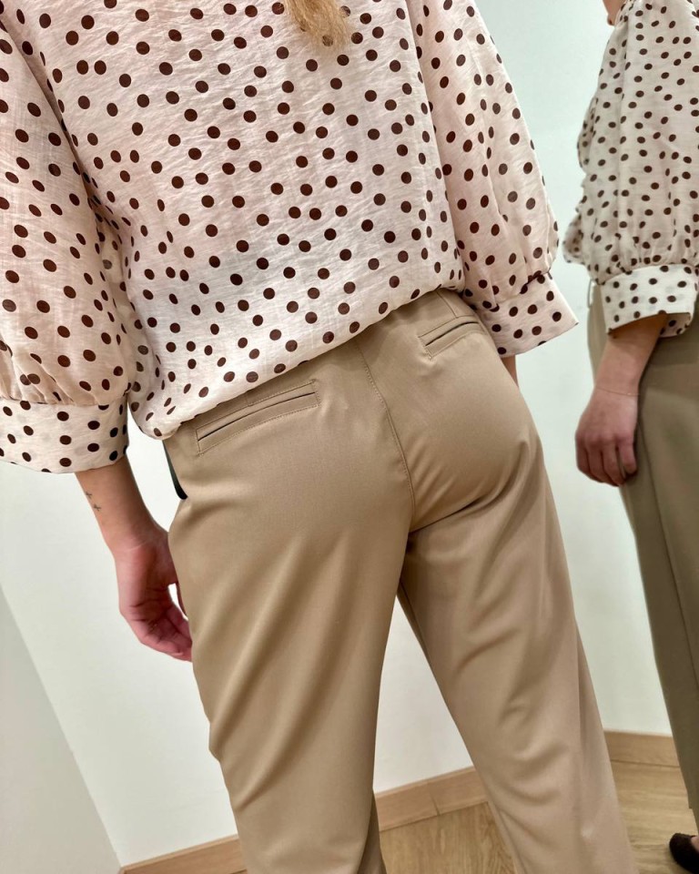 Pantalone sigaretta cintura beige Susy Mix Shop Online Pantalone sigaretta cintura beige Susy Mix