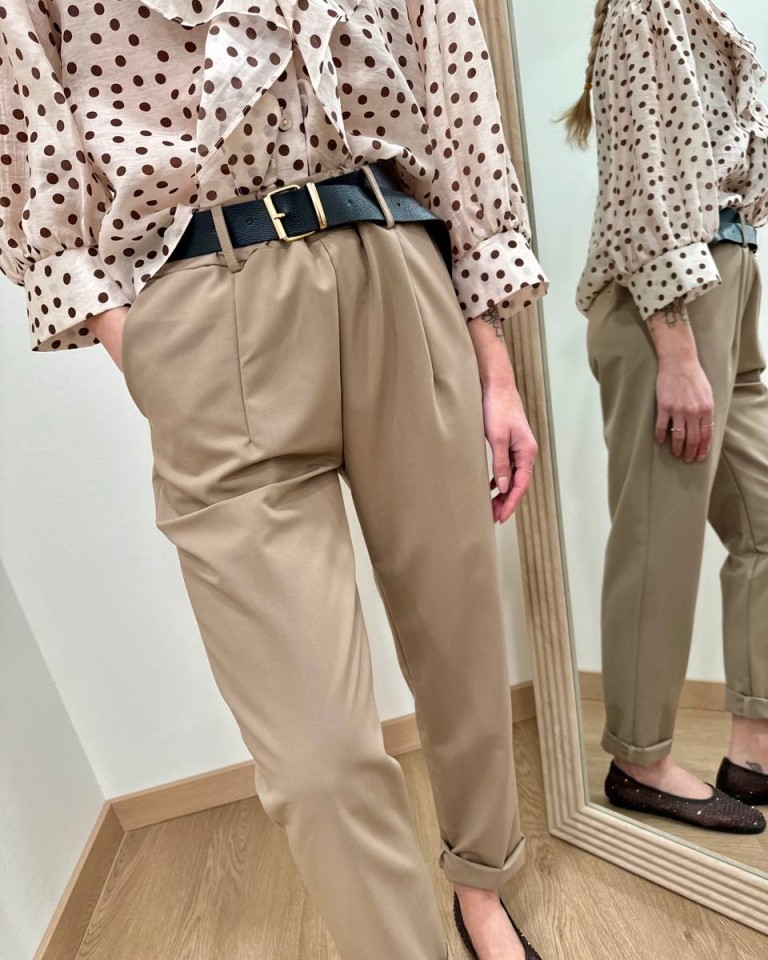 Pantalone sigaretta cintura beige Susy Mix Shop Online Pantalone sigaretta cintura beige Susy Mix
