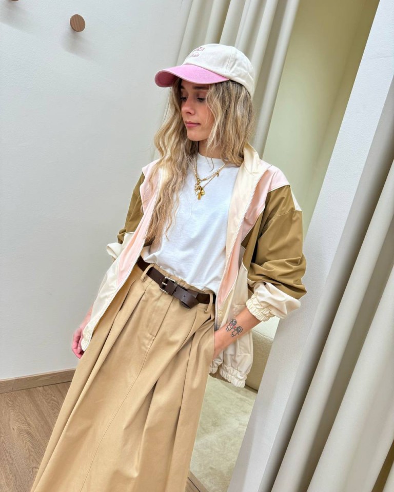 Gonna longuette pieghe cammello e cintura Vicolo Shop Online Gonna longuette pieghe cammello e cintura Vicolo