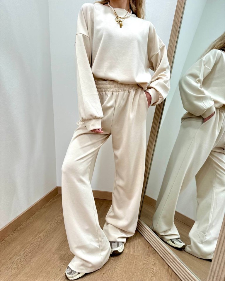 Completo tuta felpa e pantalone avorio Susy Mix Shop Online Completo tuta felpa e pantalone avorio Susy Mix