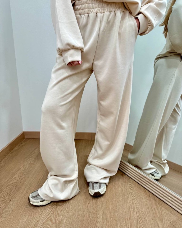 Completo tuta felpa e pantalone avorio Susy Mix Shop Online Completo tuta felpa e pantalone avorio Susy Mix