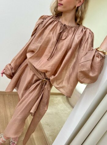 Shop Online Blusa spalla arricciata nocciola HaveOne
