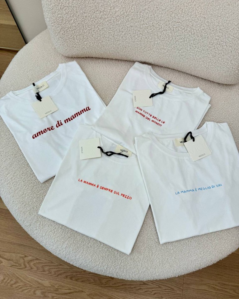 T-shirt regular bianca stampa "son tutte belle le mamme.." Vicolo Shop Online T-shirt regular bianca stampa "son tutte belle le mamme.." Vicolo