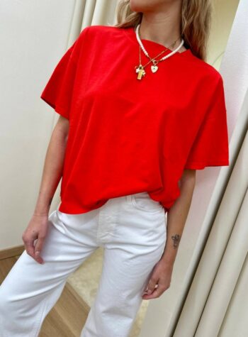 Shop Online T-shirt over scatoletta rossa HaveOne
