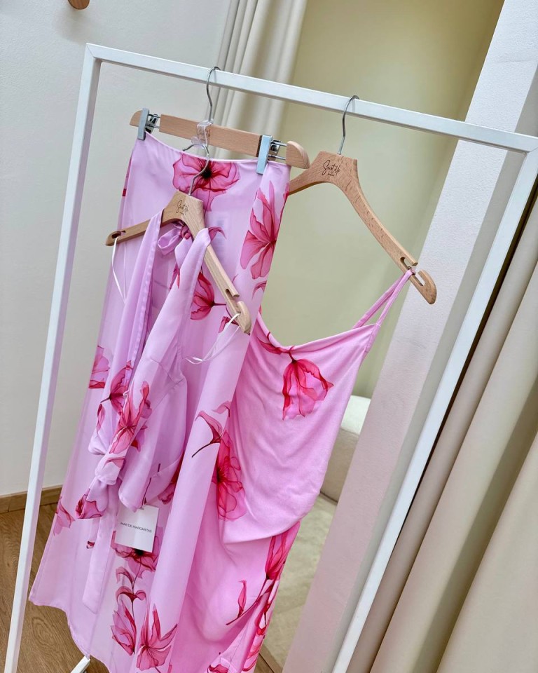 Gonna lunga Gisel fiori rosa Mar De Margaritas Shop Online Gonna lunga Gisel fiori rosa Mar De Margaritas