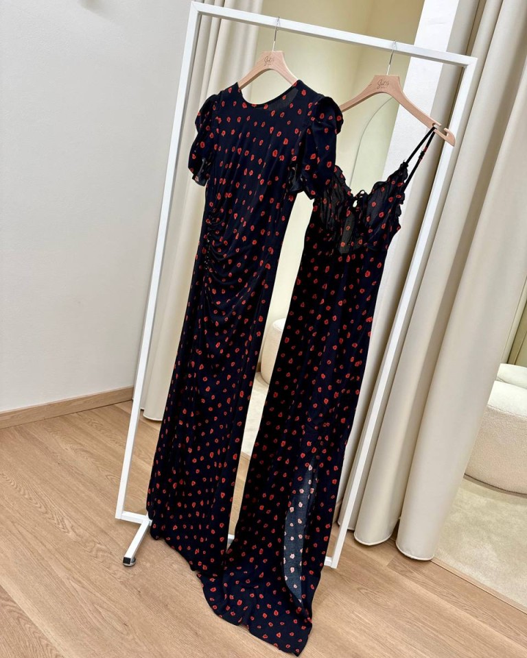 Vestito lungo Riley nero rose rosse Mar De Margaritas Shop Online Vestito lungo Riley nero rose rosse Mar De Margaritas