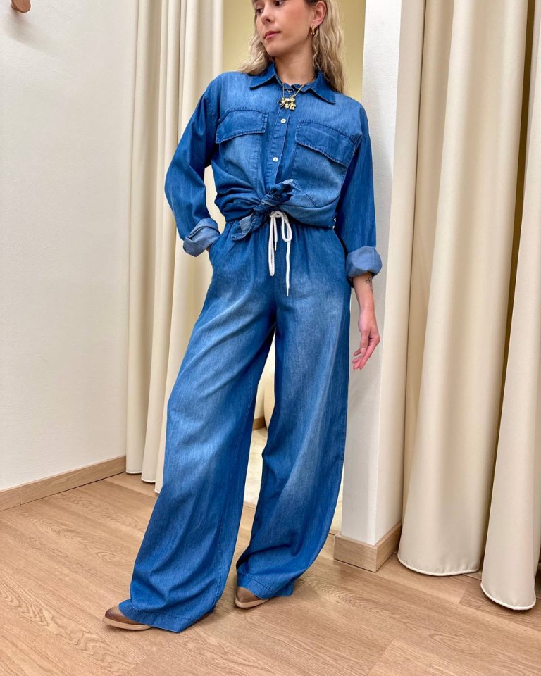 Pantalone in chambray blu sfumato Vicolo Shop Online Pantalone in chambray blu sfumato Vicolo