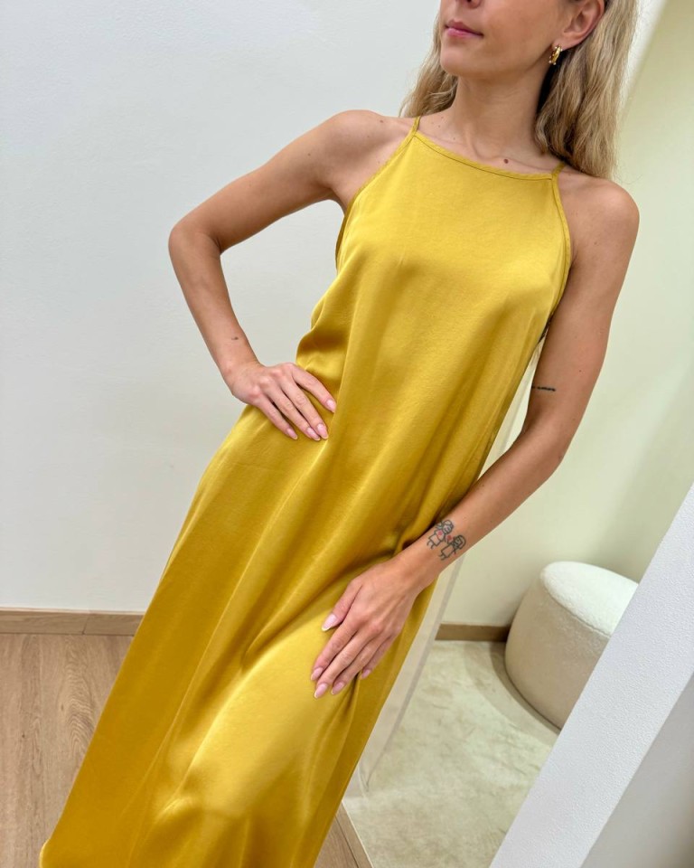 Vestito lungo scollo americana senape Vicolo Shop Online Vestito lungo scollo americana senape Vicolo