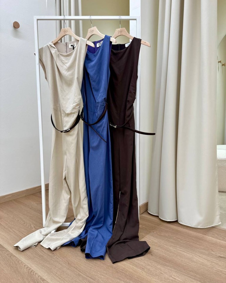 Tuta intera indaco con cintura Vicolo Shop Online Tuta intera indaco con cintura Vicolo
