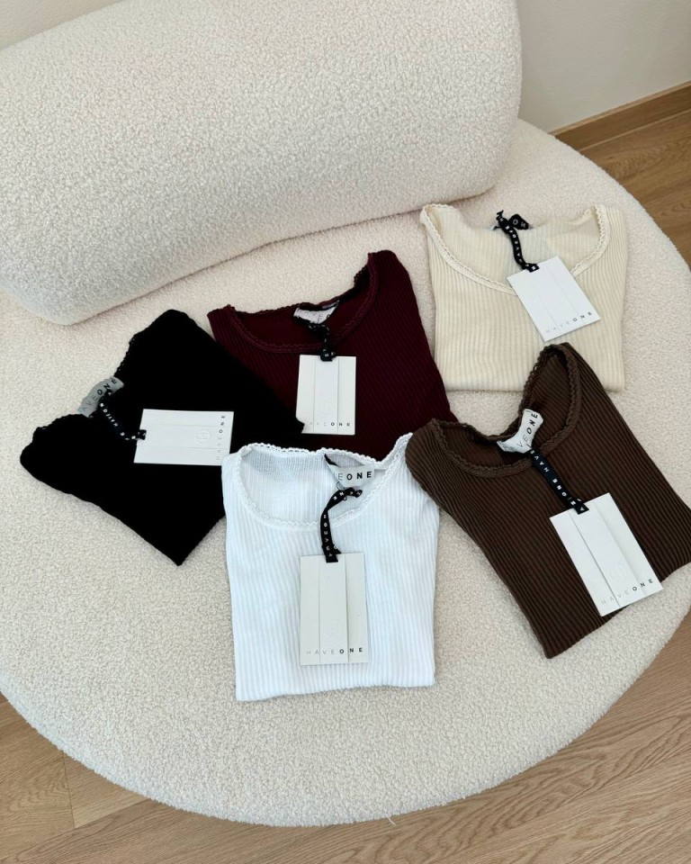 Maglia costine scollo con merletto vino HaveOne Shop Online Maglia costine scollo con merletto vino HaveOne