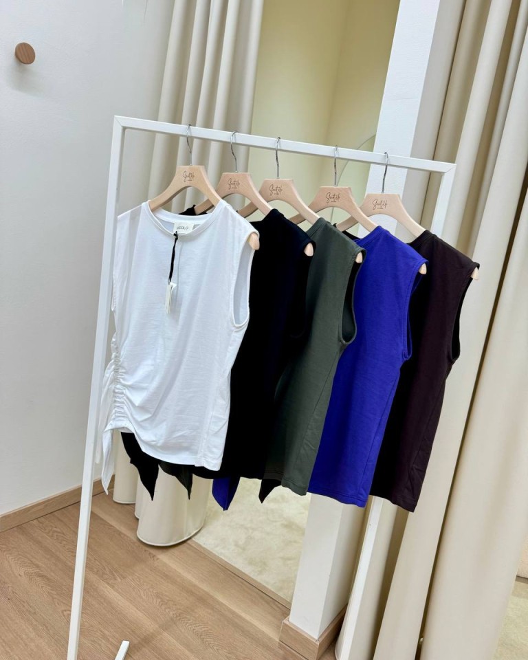 Top con arriccio moro Vicolo Shop Online Top con arriccio moro Vicolo