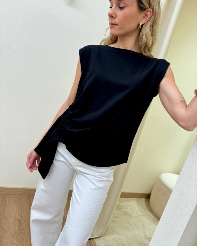 Top con arriccio nero Vicolo Shop Online Top con arriccio nero Vicolo