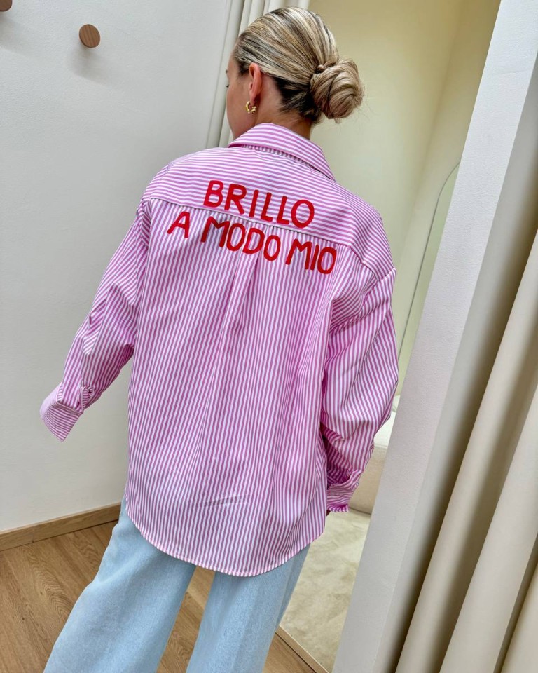 Camicia over righe rosa "Brillo a modo mio" Shop Online Camicia over righe rosa "Brillo a modo mio"
