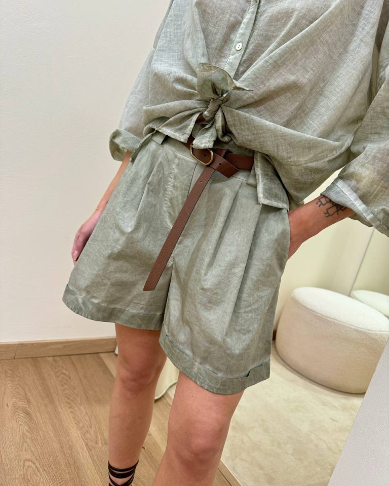 Shorts risvolto verde salvia HaveOne Shop Online Shorts risvolto verde salvia HaveOne