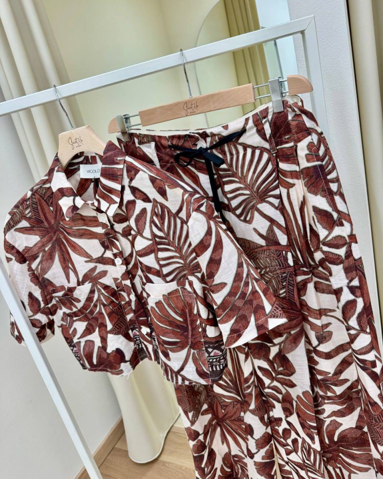 Camicia scatoletta fantasia foglie mattone Vicolo Shop Online Camicia scatoletta fantasia foglie mattone Vicolo