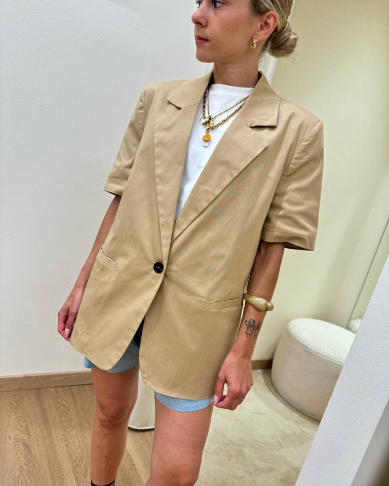 Giacca oversize mezza manica cotone cammello Vicolo Shop Online Giacca oversize mezza manica cotone cammello Vicolo
