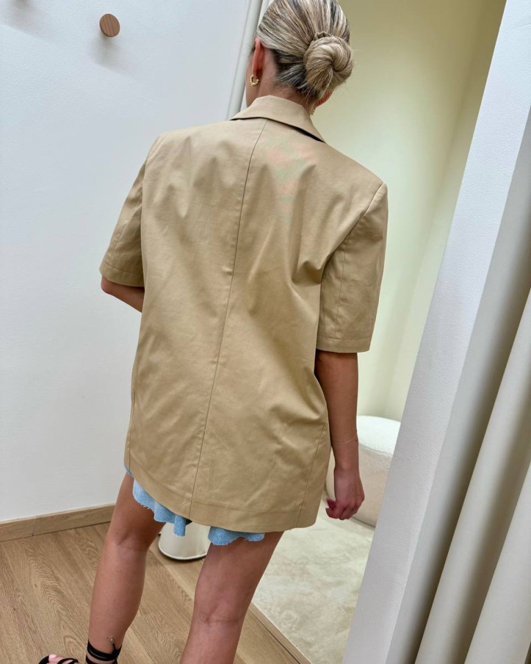 Giacca oversize mezza manica cotone cammello Vicolo Shop Online Giacca oversize mezza manica cotone cammello Vicolo