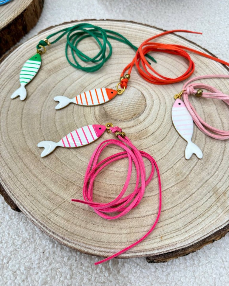 Choker fucsia pesce a righe Shop Online Choker fucsia pesce a righe