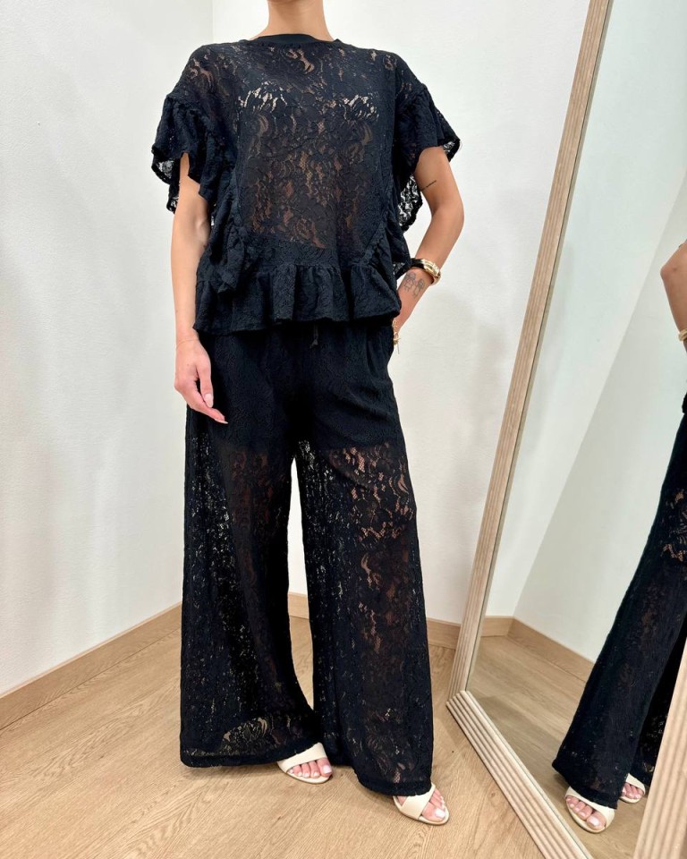 Blusa in pizzo con rouches nera Susy Mix Shop Online Blusa in pizzo con rouches nera Susy Mix