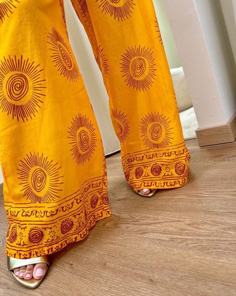 Pantalone palazzo giallo fantasia sole Tensione In Shop Online Pantalone palazzo giallo fantasia sole Tensione In