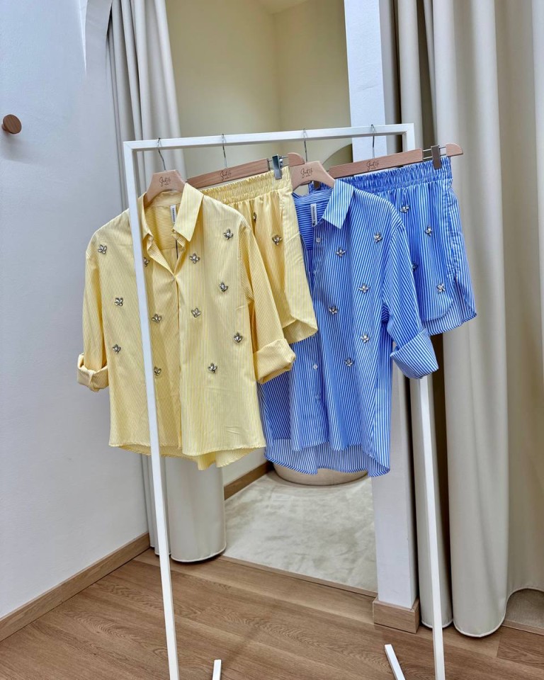 Shorts righe gialli con cabochon Tensione In Shop Online Shorts righe gialli con cabochon Tensione In
