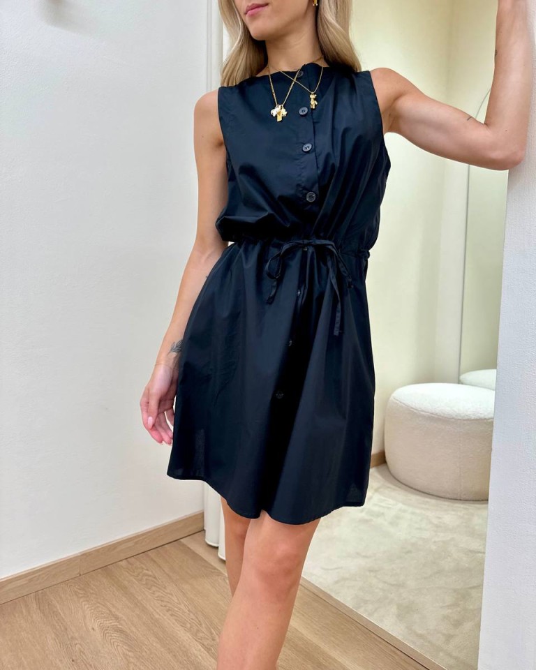 Vestito chemisier smanicato nero Tensione In Shop Online Vestito chemisier smanicato nero Tensione In