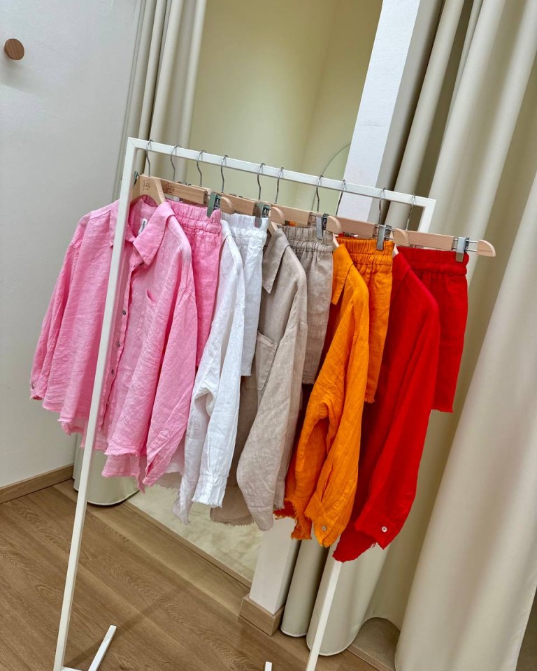 Completo camicia e shorts lino sabbia Tensione In Shop Online Completo camicia e shorts lino sabbia Tensione In