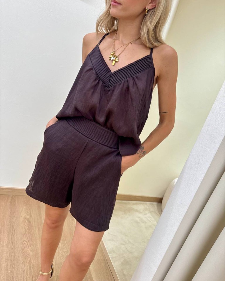 Completo top e shorts bordo plissé moro Tensione In Shop Online Completo top e shorts bordo plissé moro Tensione In