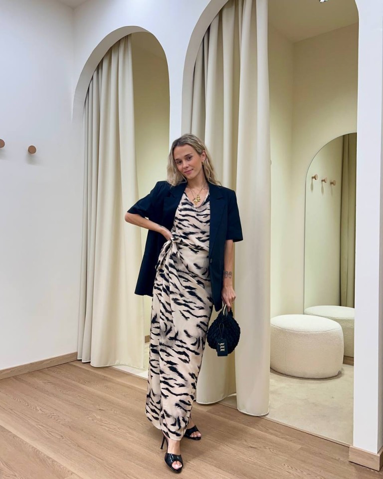 Fantasia zebrata: Zebra Glam! Shop Online Fantasia zebrata: Zebra Glam!
