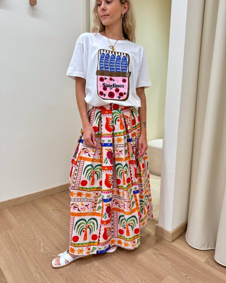 T-shirt over bianca stampa riquadro "Sardines" Souvenir Shop Online T-shirt over bianca stampa riquadro "Sardines" Souvenir