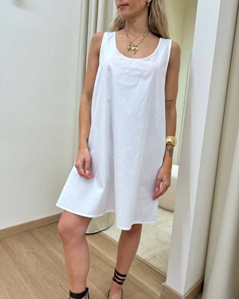 Vestito corto fiocco schiena bianco Vicolo Shop Online Vestito corto fiocco schiena bianco Vicolo