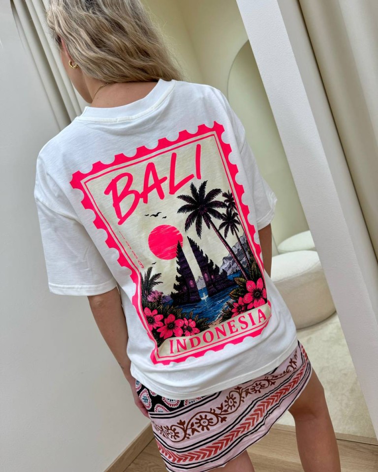 T-shirt panna stampa francobollo Bali HaveOne Shop Online T-shirt panna stampa francobollo Bali HaveOne