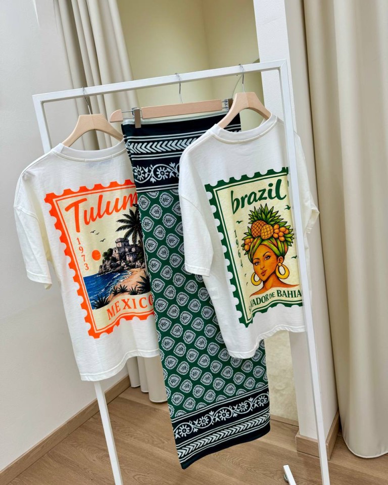T-shirt panna stampa francobollo Brazil HaveOne Shop Online T-shirt panna stampa francobollo Brazil HaveOne
