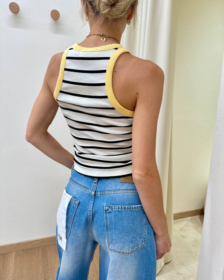 Canotta vogatore panna righe nere bordo giallo Vicolo Shop Online Canotta vogatore panna righe nere bordo giallo Vicolo