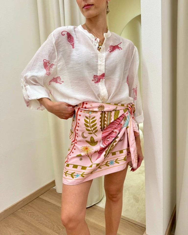 Camicia ampia coreana burro fantasia tigre HaveOne Shop Online Camicia ampia coreana burro fantasia tigre HaveOne