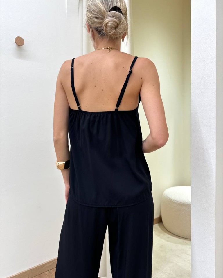 Top viscosa spalline regolabili nero HaveOne Shop Online Top viscosa spalline regolabili nero HaveOne