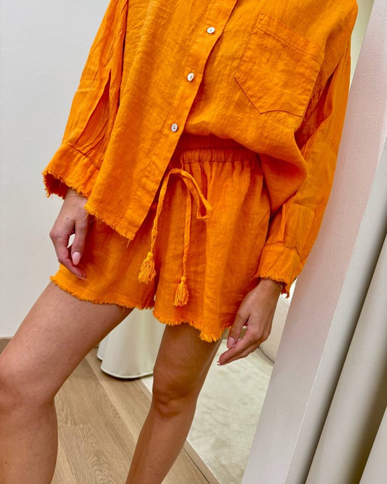 Completo camicia e shorts lino arancio Tensione In Shop Online Completo camicia e shorts lino arancio Tensione In