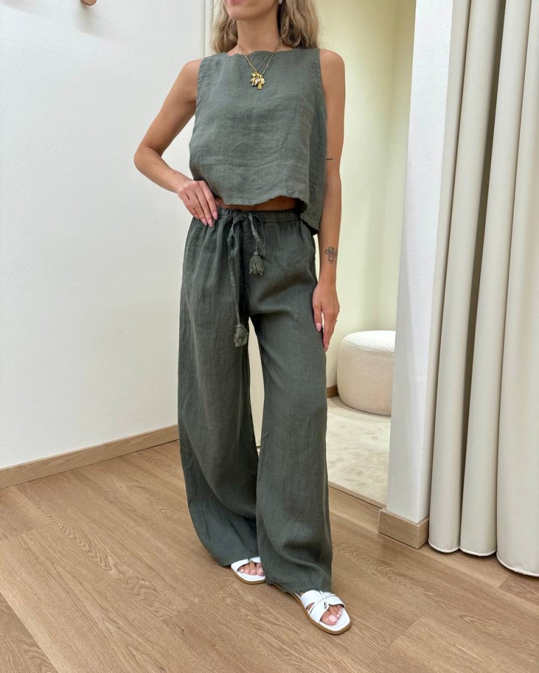 Top corto verde militare 100% lino Tensione In Shop Online Top corto verde militare 100% lino Tensione In